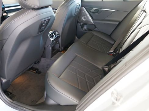 New 2026 BMW i5 eDrive40 w/ Executive Package image 19