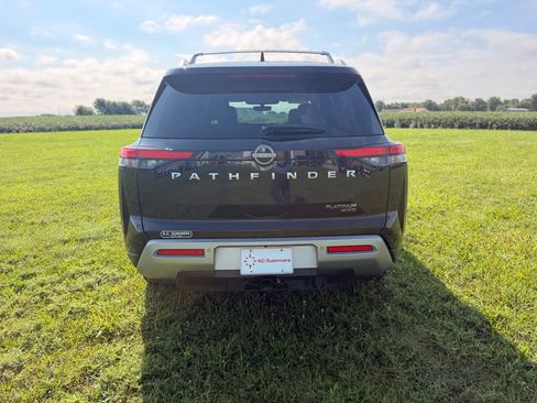 Certified 2023 Nissan Pathfinder Platinum AWD/4WD image 4