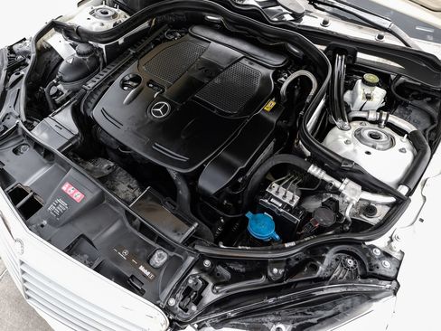 Used 2012 Mercedes-Benz E 350 Sedan image 45