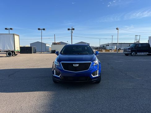 Used 2023 Cadillac XT5 Sportv w/ Platinum Package AWD/4WD image 9
