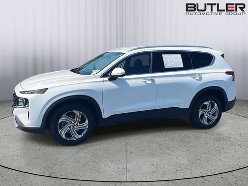 Used 2023 Hyundai Santa Fe SEL FWD image 3