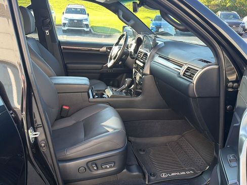 Certified 2023 Lexus GX 460 Premium AWD/4WD image 14
