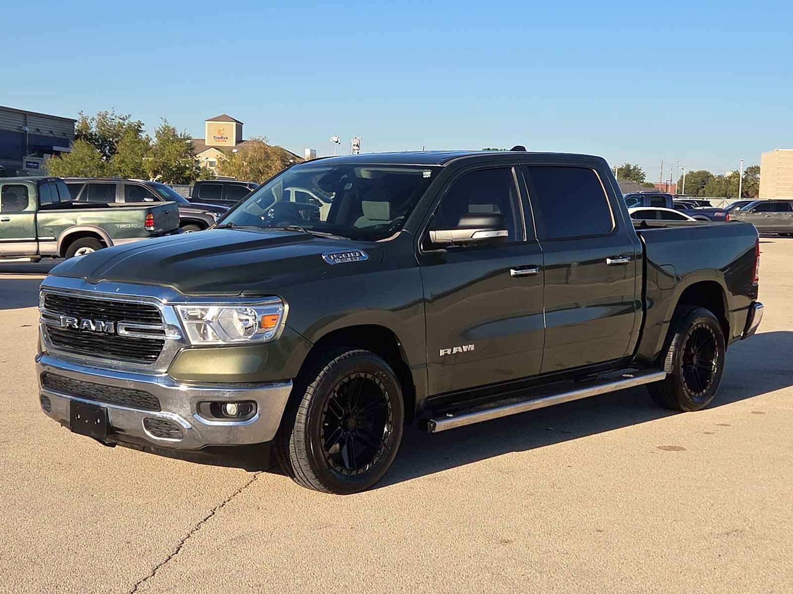 Used 2020 RAM 1500 Lone Star RWD image 4