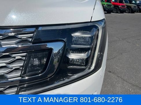 Used 2021 Ford Expedition Max Platinum AWD/4WD image 11