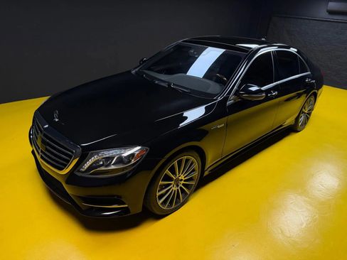 Used 2017 Mercedes-Benz S 550 4MATIC Sedan image 59