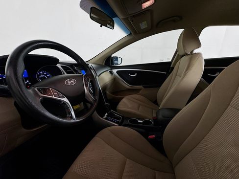 Used 2016 Hyundai Elantra GT FWD image 19