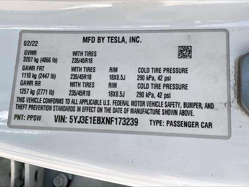 Used 2022 Tesla Model 3 Long Range AWD/4WD image 33