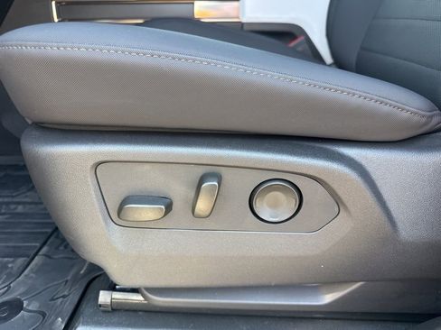 Used 2025 GMC Hummer EV 3X w/ LPO, Dark Essentials Package AWD/4WD image 10