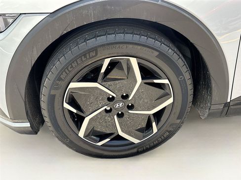 Used 2024 Hyundai Ioniq 5 SE RWD image 31