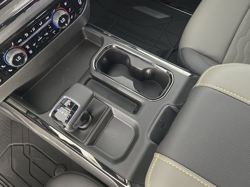 New 2026 Chevrolet Silverado 1500 ZR2 w/ Dark Appearance Package image 17