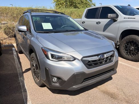 Used 2021 Subaru Crosstrek 2.5i Limited w/ Moonroof Package 2 AWD/4WD image 3