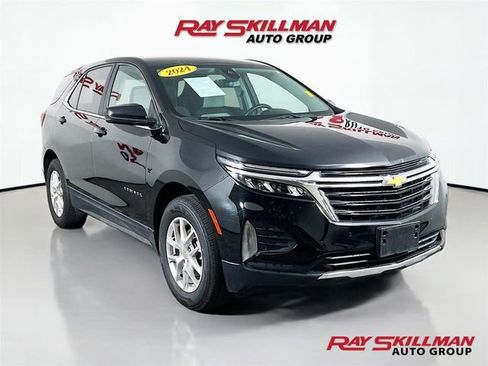 Used 2024 Chevrolet Equinox LT AWD/4WD image 1