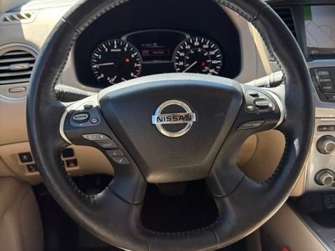 Used 2018 Nissan Pathfinder SL w/ Cargo Package AWD/4WD image 16