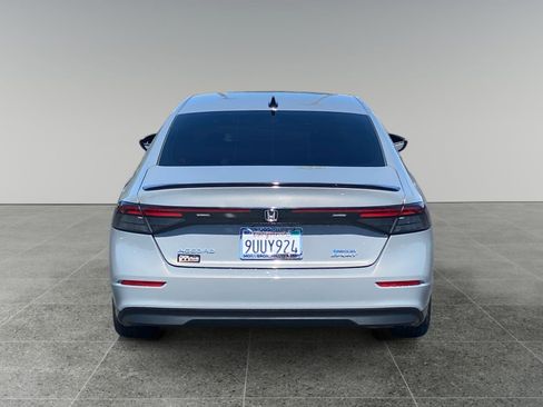 Used 2025 Honda Accord Sport image 4