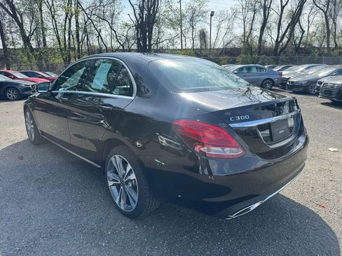 Used 2018 Mercedes-Benz C 300 4MATIC Sedan image 7