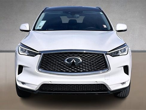 Used 2022 INFINITI QX50 Essential image 3