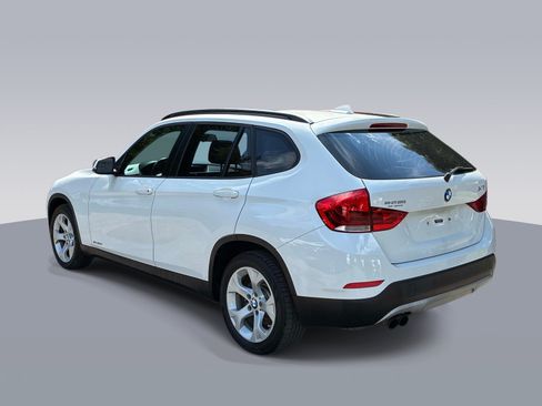 Used 2015 BMW X1 sDrive28i RWD image 5
