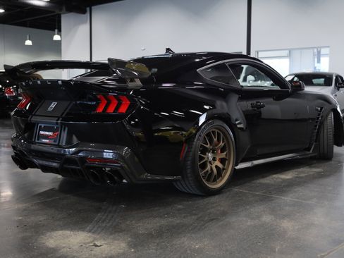 Used 2024 Ford Mustang GT Premium w/ GT Performance Package RWD image 6