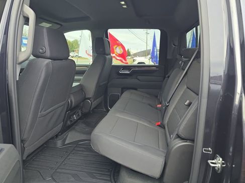 New 2026 GMC Sierra 2500 SLE w/ SLE Value Package; image 9