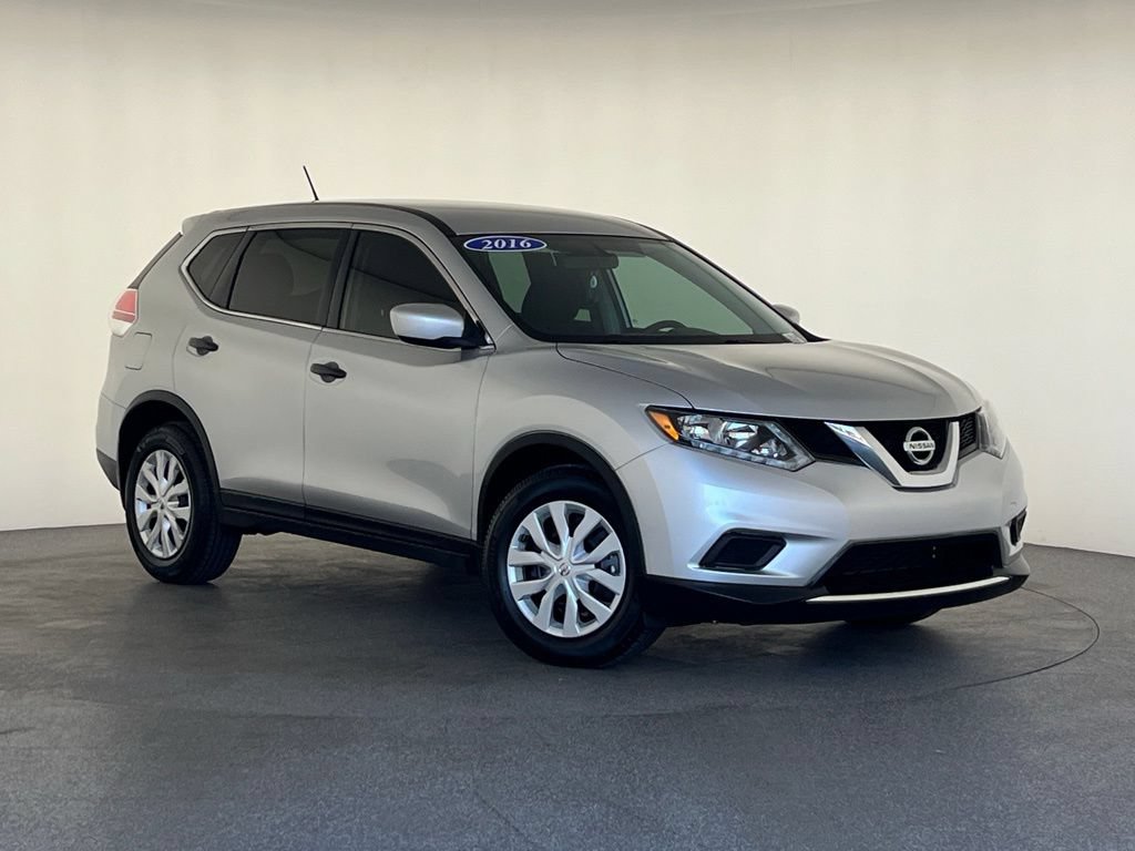 Used 2016 Nissan Rogue S FWD image 35