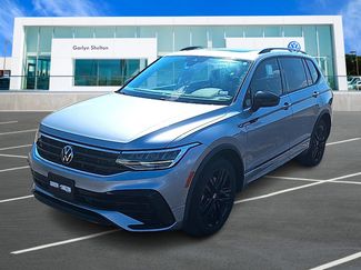 Used 2022 Volkswagen Tiguan SE R-Line FWD video 1