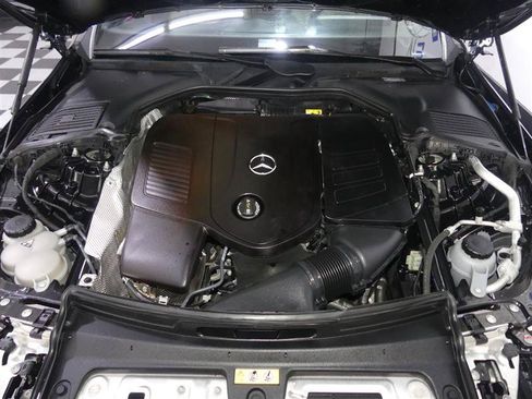 Used 2023 Mercedes-Benz C 300 4MATIC Sedan image 11