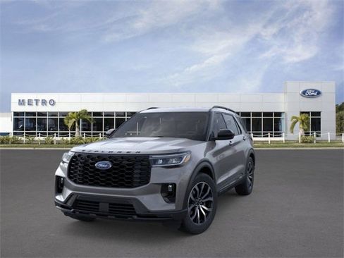 New 2025 Ford Explorer ST-Line image 2