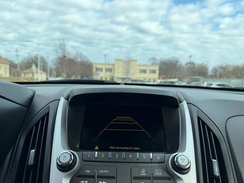 Used 2015 Chevrolet Equinox LT w/ Driver Convenience Package image 13