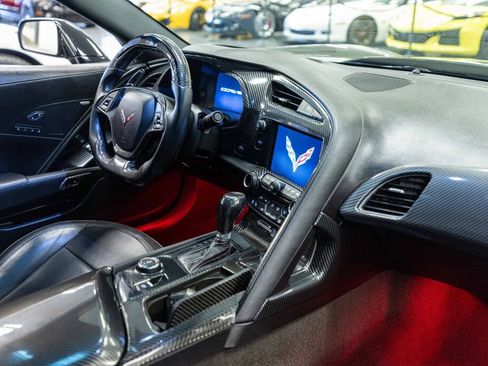 Used 2018 Chevrolet Corvette Grand Sport w/ Z07 Performance Package image 12