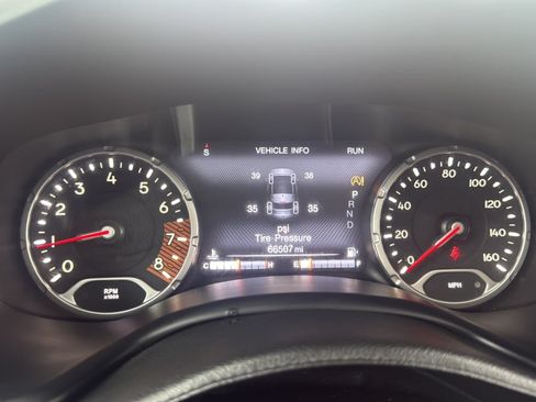 Used 2021 Jeep Renegade Trailhawk w/ Sun & Sound Group AWD/4WD image 12