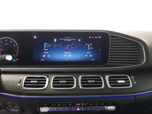 Used 2024 Mercedes-Benz GLE 580 4MATIC image 17