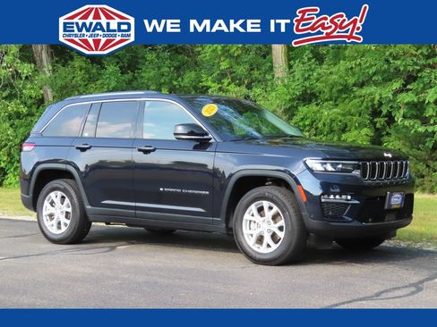 Certified 2023 Jeep Grand Cherokee Limited w/ Luxury Tech Group II AWD/4WD image 1