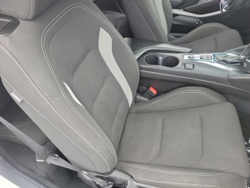 Used 2023 Chevrolet Camaro LT RWD image 19