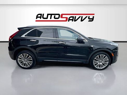 Used 2024 Cadillac XT4 Premium Luxury AWD/4WD image 8