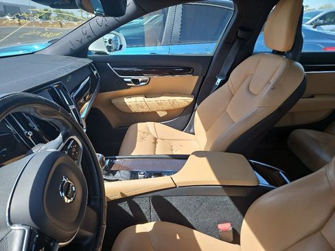 Used 2018 Volvo S90 T5 Momentum w/ Convenience Package AWD/4WD image 5
