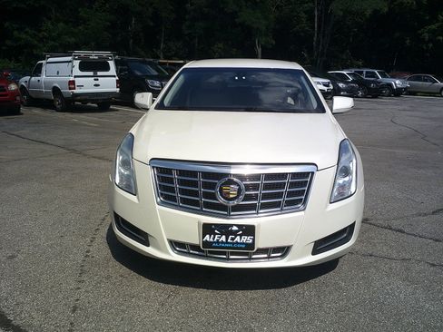 Used 2014 Cadillac XTS FWD image 2