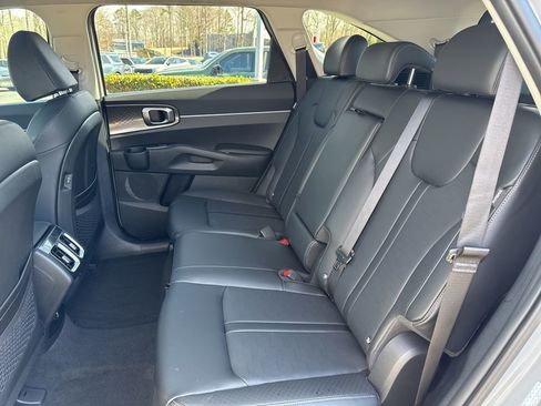 New 2026 Kia Sorento S image 11