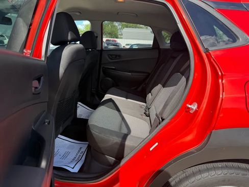 Used 2019 Hyundai Kona SEL FWD image 12