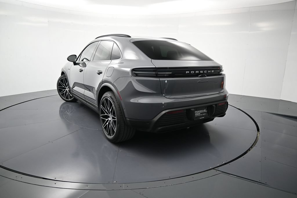 Certified 2025 Porsche Macan 4 Electric AWD/4WD image 43