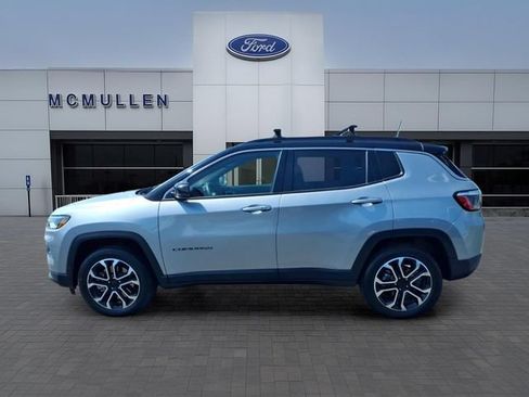 Used 2023 Jeep Compass Limited w/ Sun and Sound Group AWD/4WD image 8