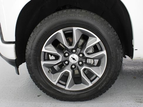 Used 2020 Chevrolet Silverado 1500 RST AWD/4WD image 85