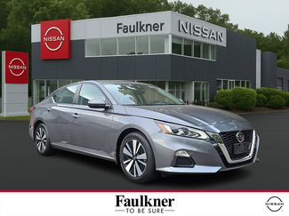Certified 2022 Nissan Altima 2.5 SV image 1