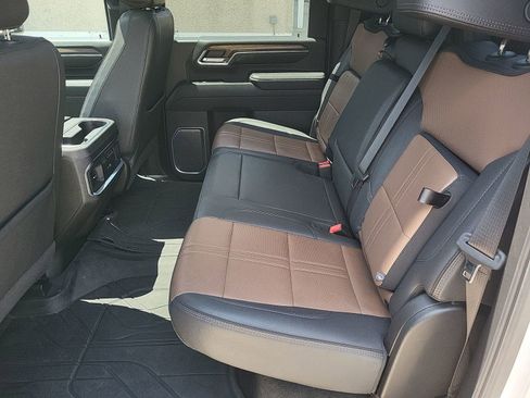 Certified 2024 Chevrolet Silverado 3500 High Country w/ High Country Premium Package AWD/4WD image 25