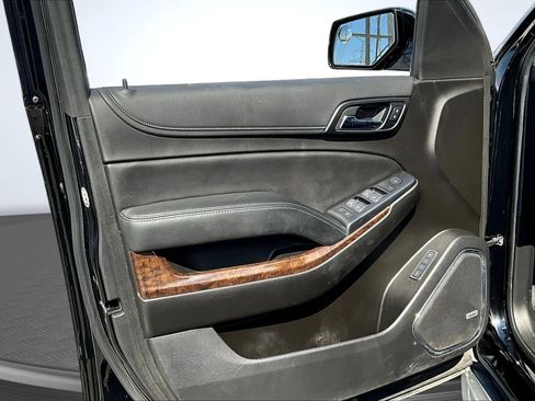 Used 2020 Chevrolet Tahoe LT w/ LT Midnight Edition RWD image 23