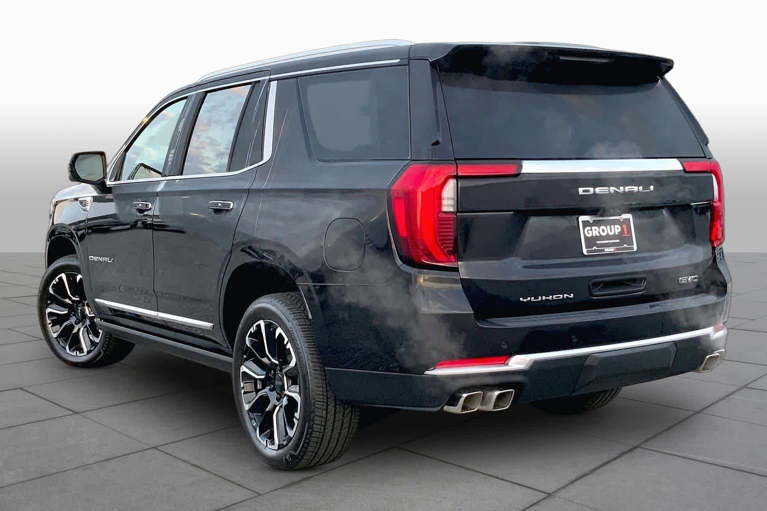 Used 2026 GMC Yukon Denali w/ Denali Reserve Package RWD image 11