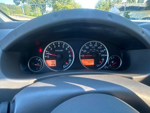 Used 2014 Nissan Frontier SL w/ SL Moonroof Package AWD/4WD image 23