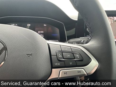 Used 2026 Volkswagen Jetta SE FWD image 17