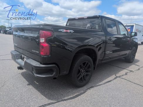Used 2023 Chevrolet Silverado 1500 Custom AWD/4WD image 3