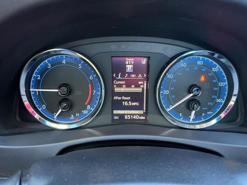 Used 2019 Toyota Corolla SE image 26