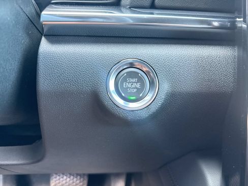 New 2027 GMC Terrain Elevation w/ Elevation Premium Package AWD/4WD image 17
